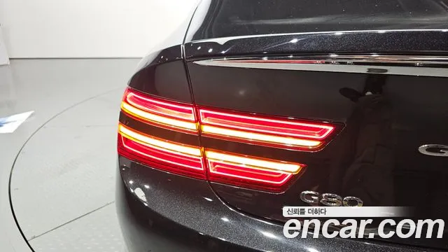 Genesis G80 RG3 — Фото автомобиля 8