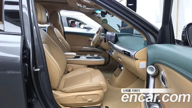 Genesis GV60 — Фото автомобиля 11