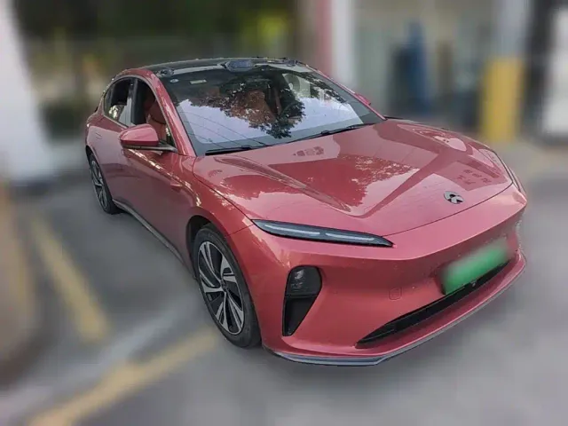 Nio ET5 — Фото автомобиля 5