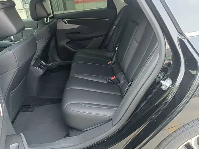 Buick LaCrosse — Фото автомобиля 16