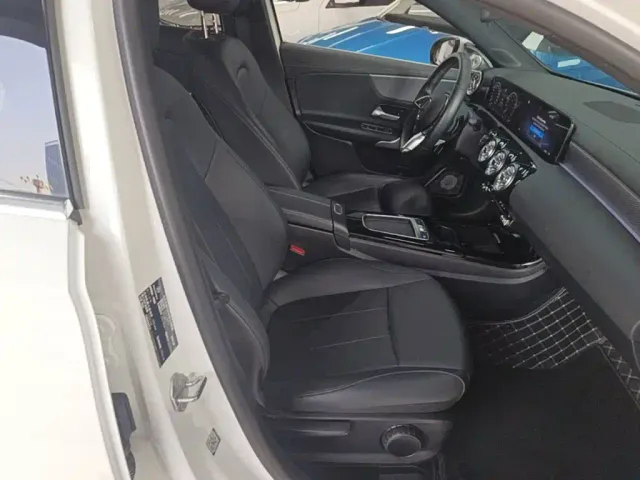 Mercedes-Benz A-Class — Фото автомобиля 24