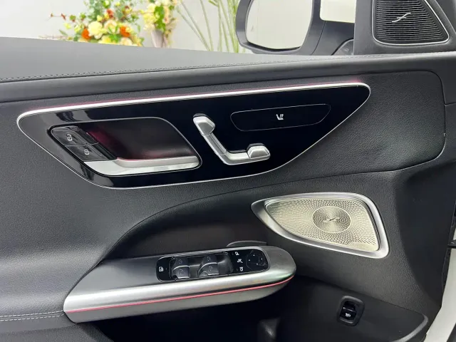 Mercedes-Benz C-Class — Фото автомобиля 6