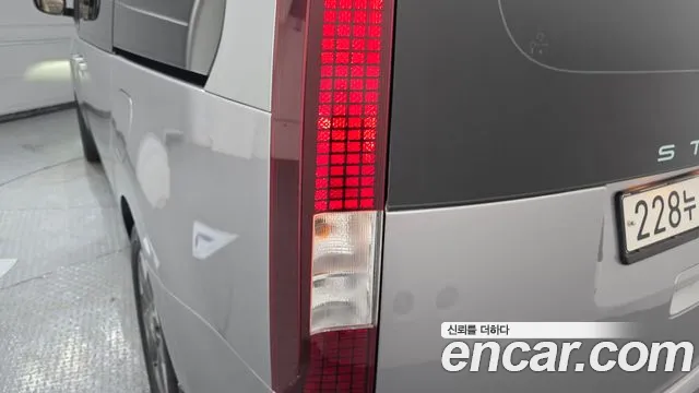 Hyundai Staria Staria L3.5 Tourer 9 мест — Фото автомобиля 23