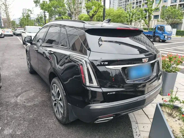 Cadillac XT5 — Фото автомобиля 4