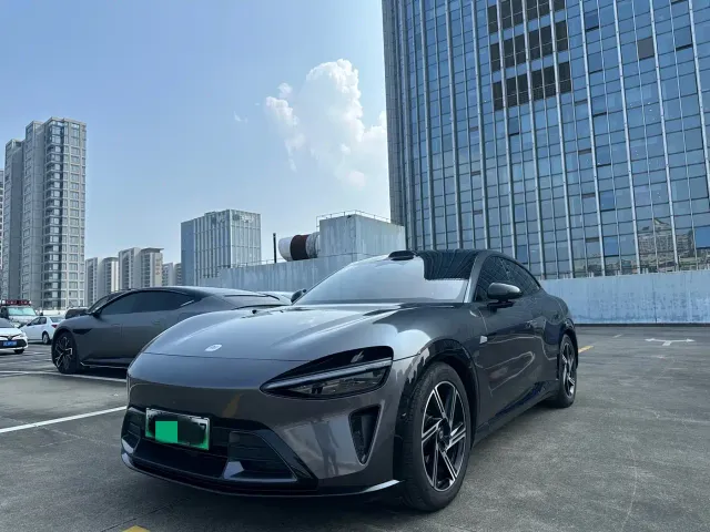 Фотография автомобиля — Xiaomi YU7