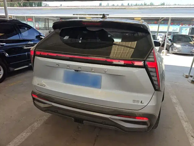 Geely Boyue L — Фото автомобиля 5