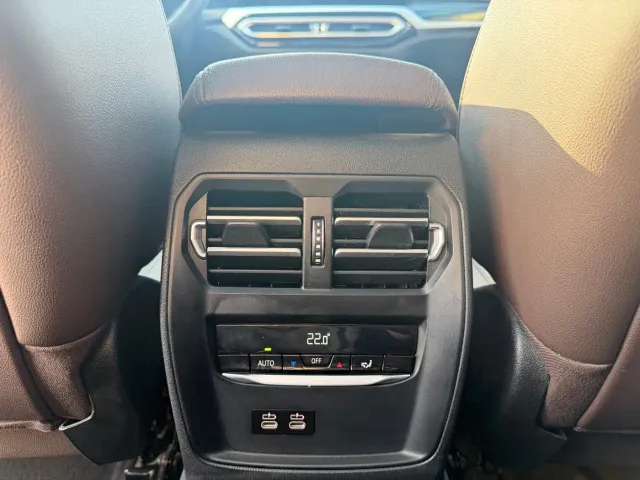 BMW 3 Series — Фото автомобиля 16