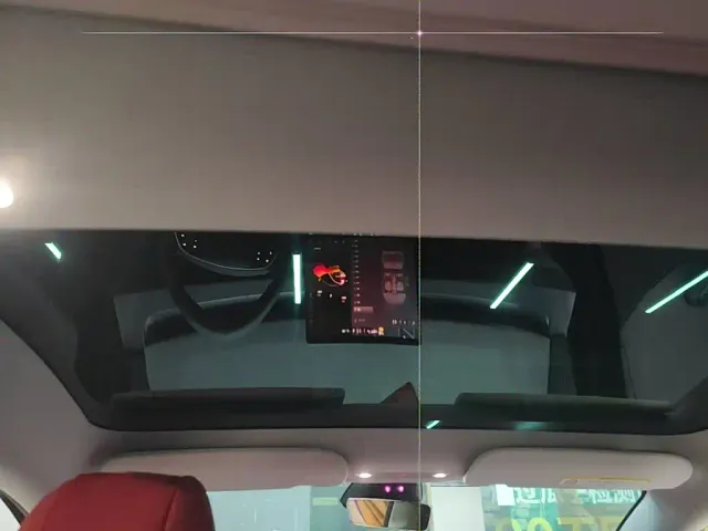 Tesla Model 3 — Фото автомобиля 17