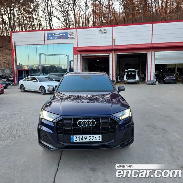 Фотография автомобиля — Audi Q7 4M