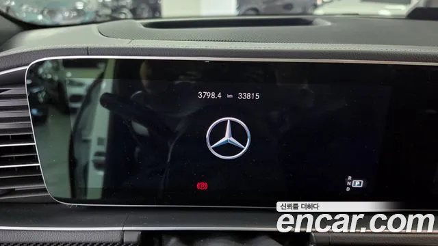 Mercedes-Benz GLE-Class — Фото автомобиля 8