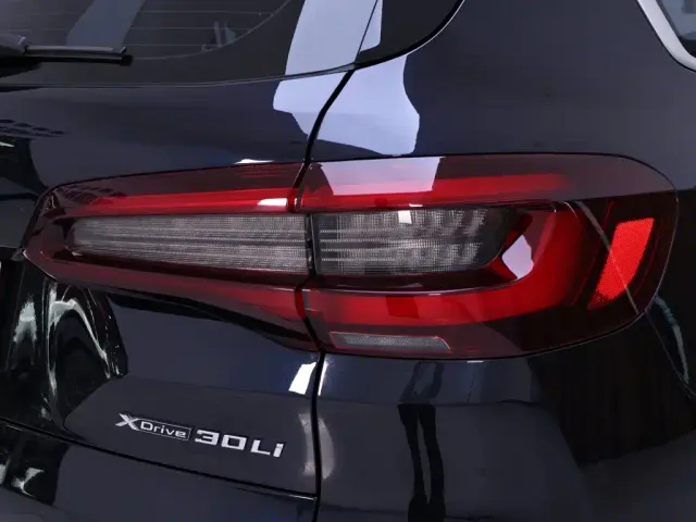 BMW X5 — Фото автомобиля 9