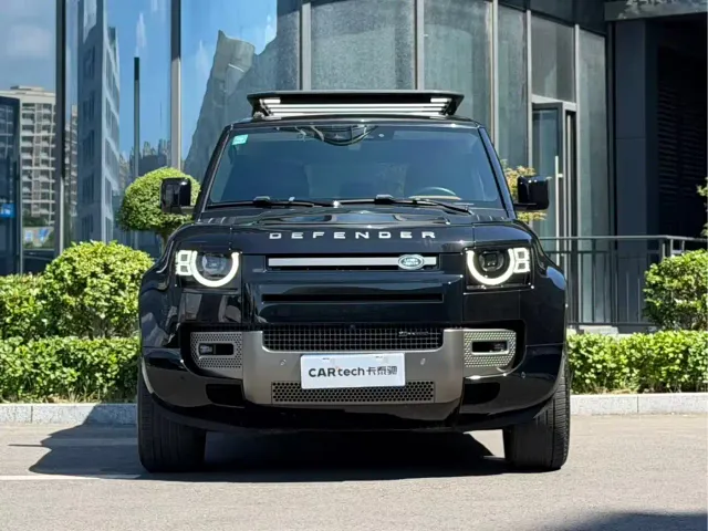 Land Rover Defender — Фото автомобиля 2