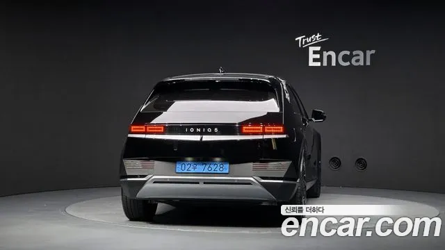 Hyundai Ioniq 5 — Фото автомобиля 4