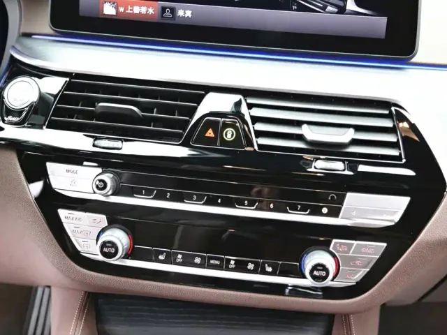 BMW 5 Series — Фото автомобиля 20