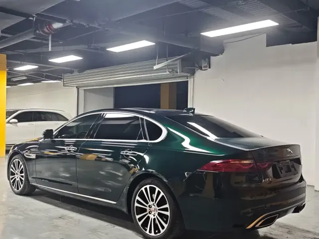 Jaguar Jaguar XFL 2021 XFL 2.0T P250 2WD Premium Luxury Edition — Фото автомобиля 7