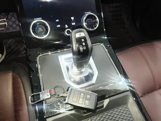 Land Rover Range Rover Evoque — Фото автомобиля 13