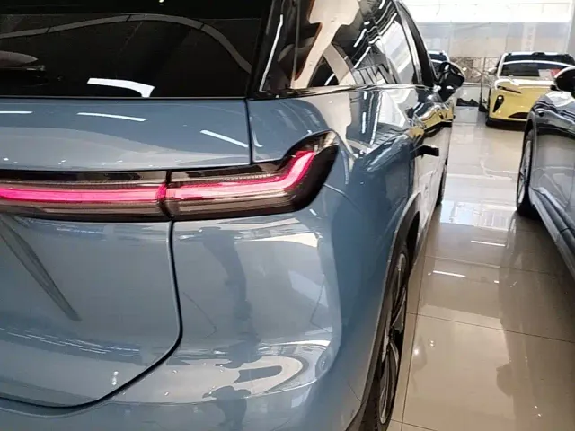 Nio ES7 — Фото автомобиля 7
