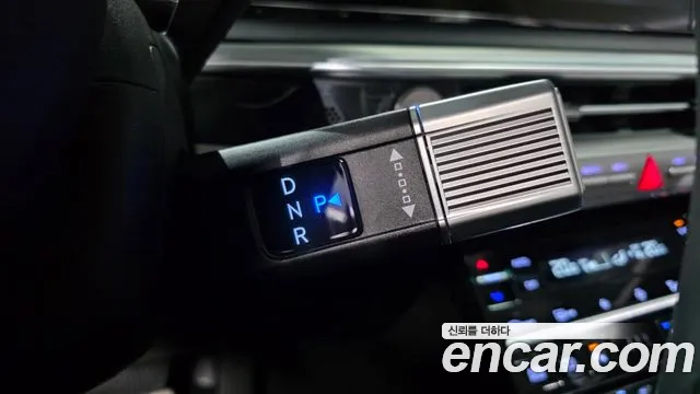 Hyundai Grandeur Grandeur (GN7) 2.5 Бензин 2WD — Фото автомобиля 9