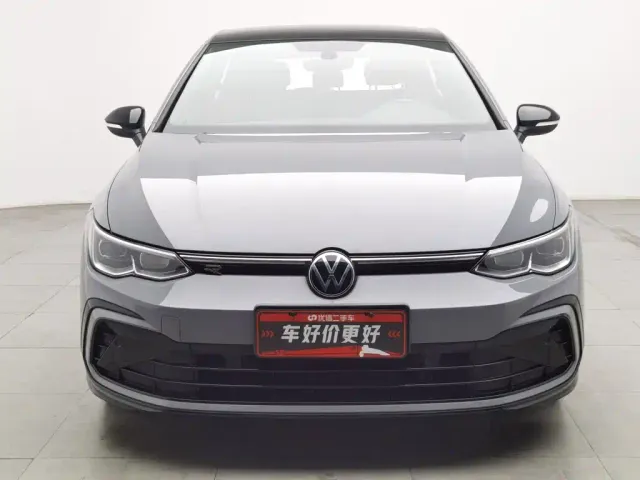 Volkswagen Golf — Фото автомобиля 3