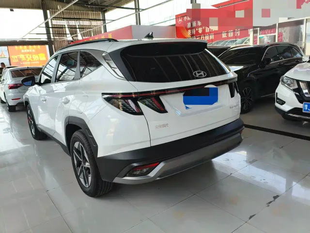 Hyundai Tucson — Фото автомобиля 6