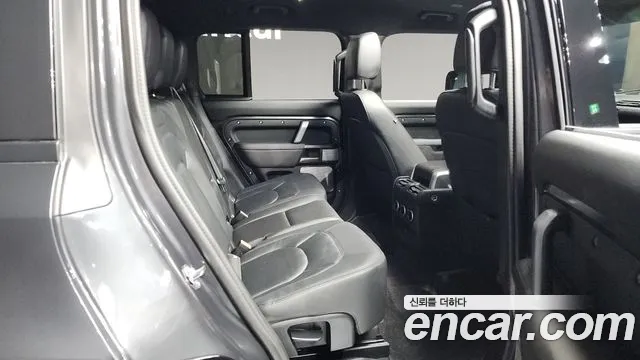 Land Rover Defender Defender (L663) 130 P400 Outbound — Фото автомобиля 12