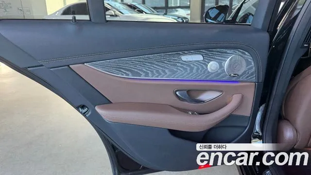 Mercedes-Benz E-Class W213 — Фото автомобиля 18