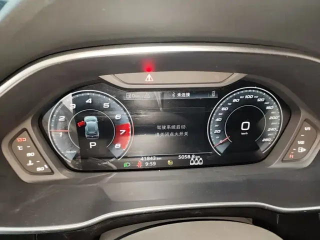 Audi Q3 — Фото автомобиля 11
