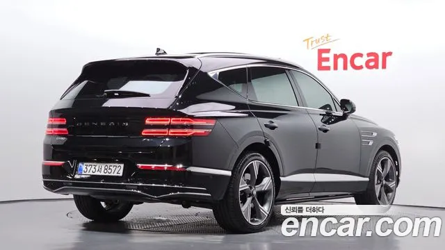 Genesis GV80 — Фото автомобиля 2