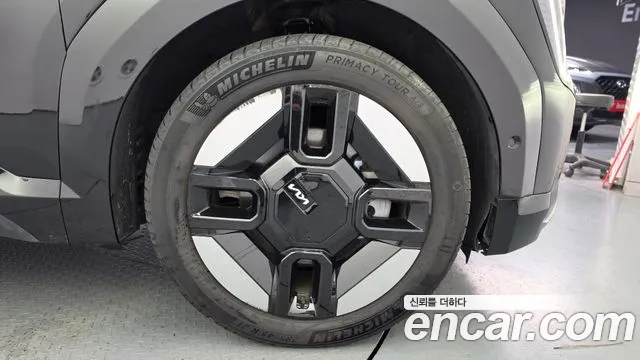 Kia EV9 — Фото автомобиля 6