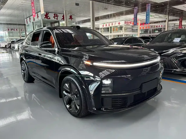 Li Auto L7 — Фото автомобиля 3