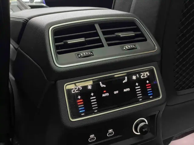 Audi A6L — Фото автомобиля 24
