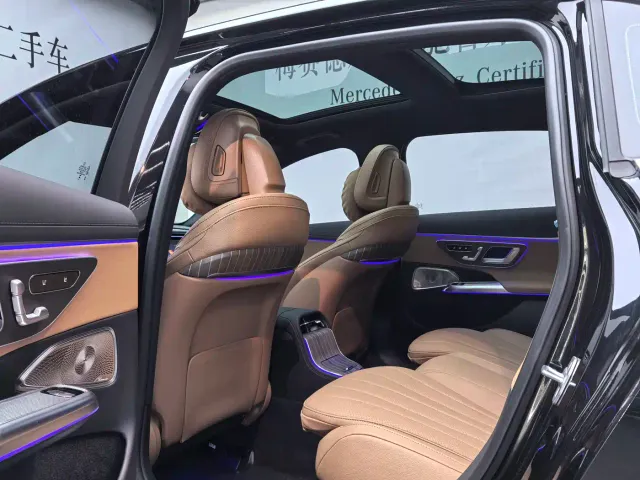 Mercedes-Benz E-Class — Фото автомобиля 7