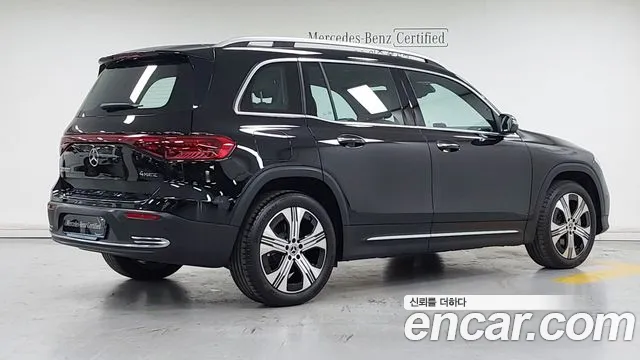 Mercedes-Benz EQB — Фото автомобиля 2