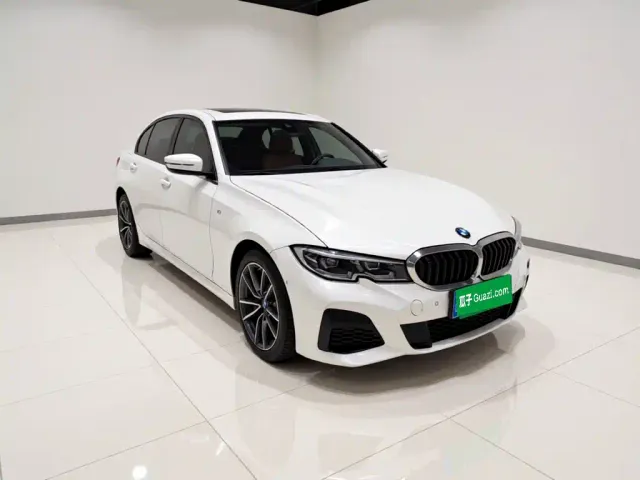 BMW 3 Series — Фото автомобиля 3