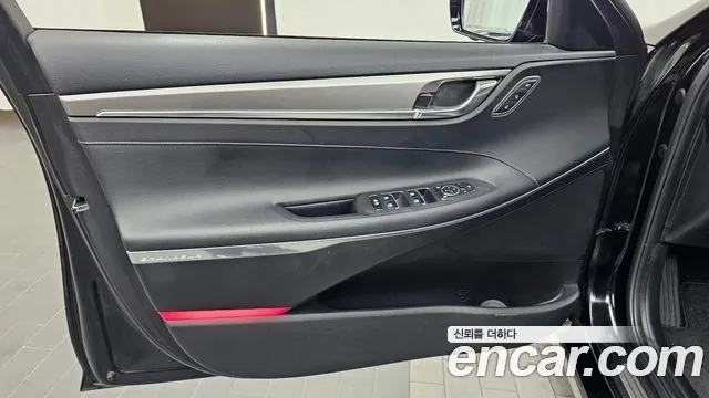 Hyundai Grandeur (New) Hybrid — Фото автомобиля 13