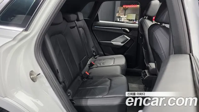 Audi Q3 35 TDI quattro Premium — Фото автомобиля 12