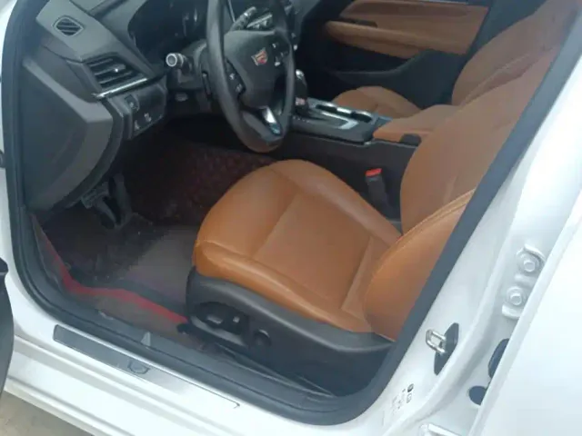 Cadillac CT4 — Фото автомобиля 9