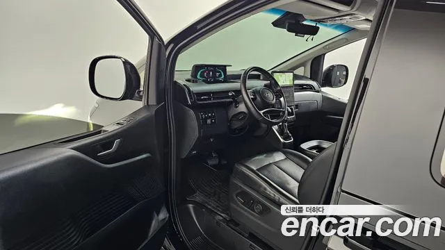 Hyundai Staria — Фото автомобиля 15