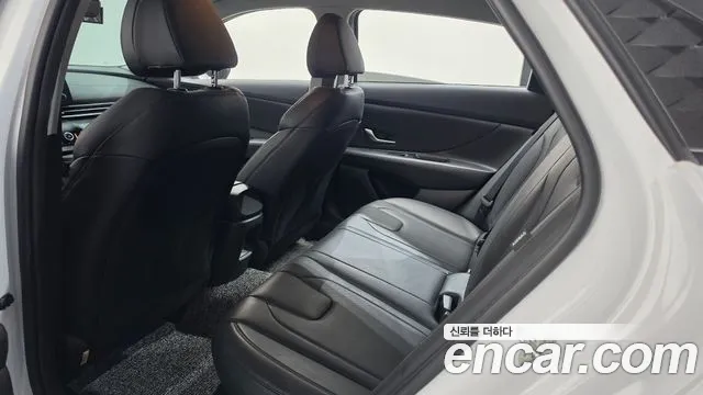 Hyundai AVANTE Новый Avante (CN7) — Фото автомобиля 17