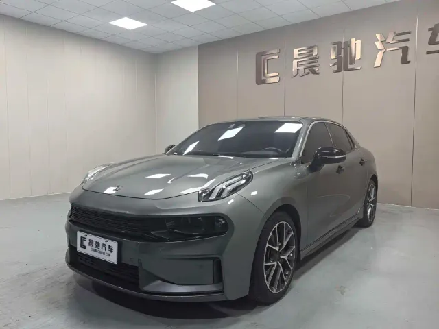 Фотография автомобиля — Lynk & Co 03