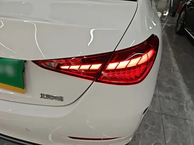 Mercedes-Benz C-Class — Фото автомобиля 7