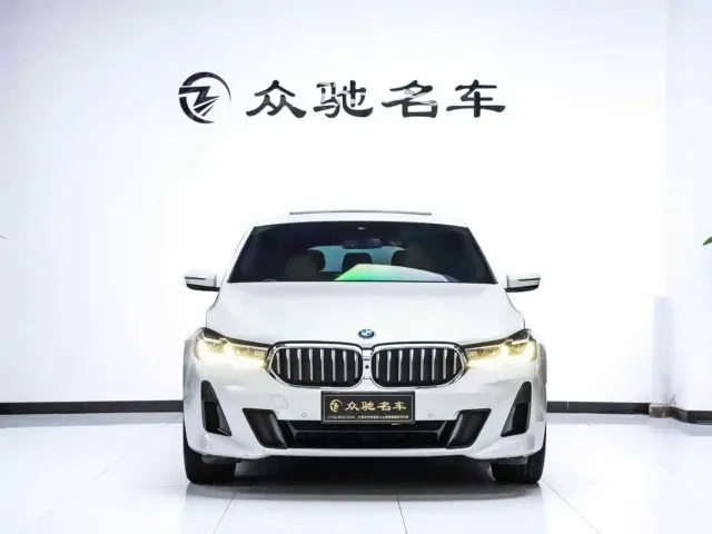 BMW 6 Series Gran Turismo — Фото автомобиля 2