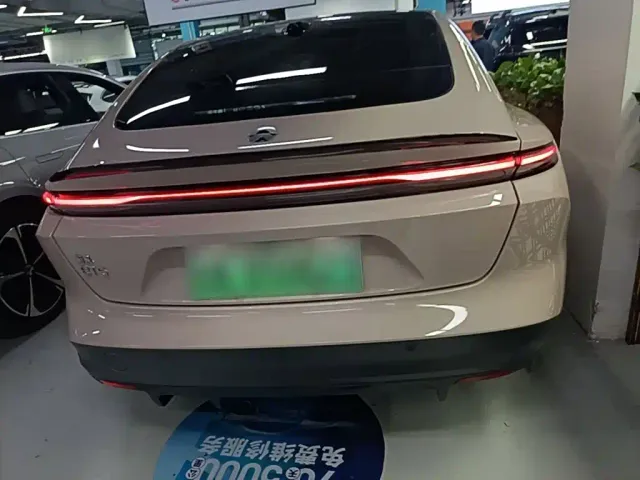 NIO NIO ET5 2022 75kWh — Фото автомобиля 5