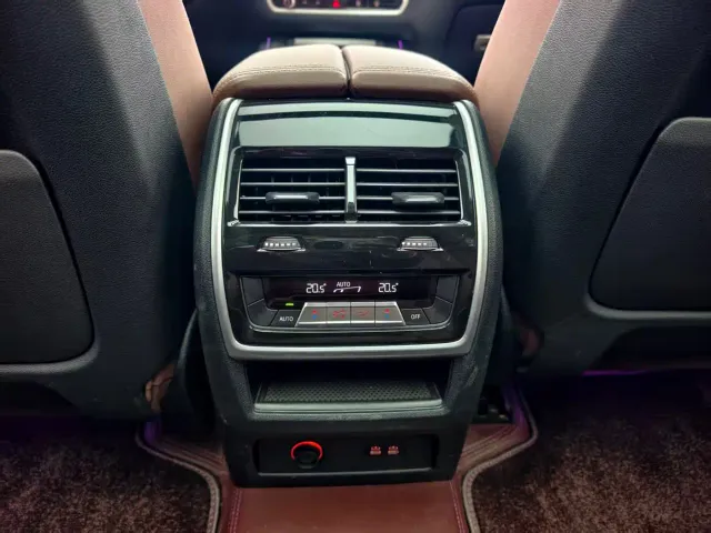 BMW X7 — Фото автомобиля 17