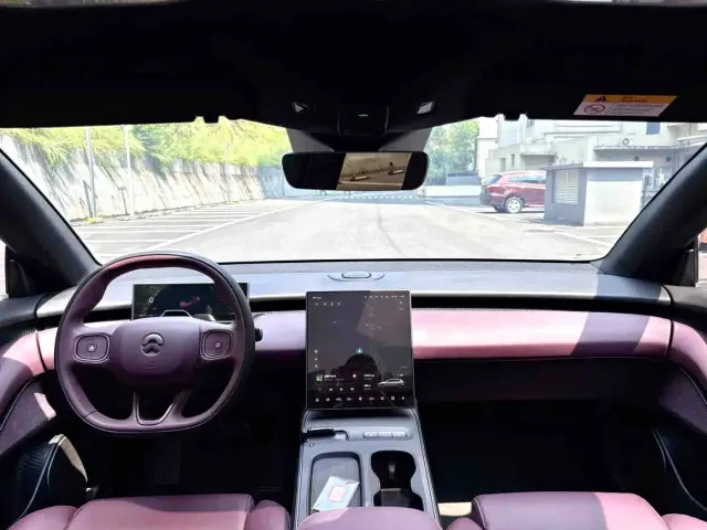 Nio ET5 Touring — Фото автомобиля 5