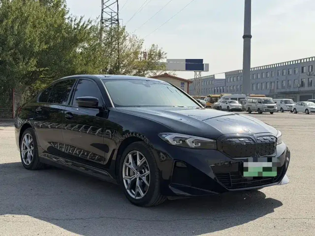 BMW i3 — Фото автомобиля 2