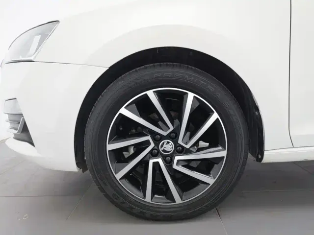Skoda Rapid — Фото автомобиля 17