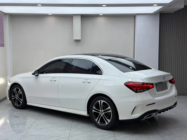 Mercedes-Benz A-Class — Фото автомобиля 6