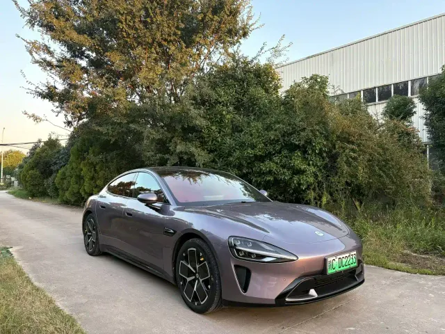 Xiaomi SU7 — Фото автомобиля 3