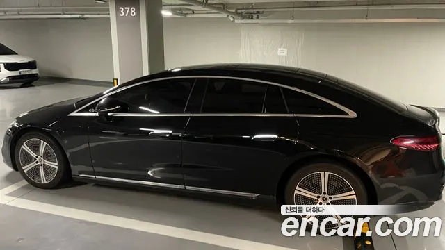 Mercedes-Benz EQS — Фото автомобиля 2